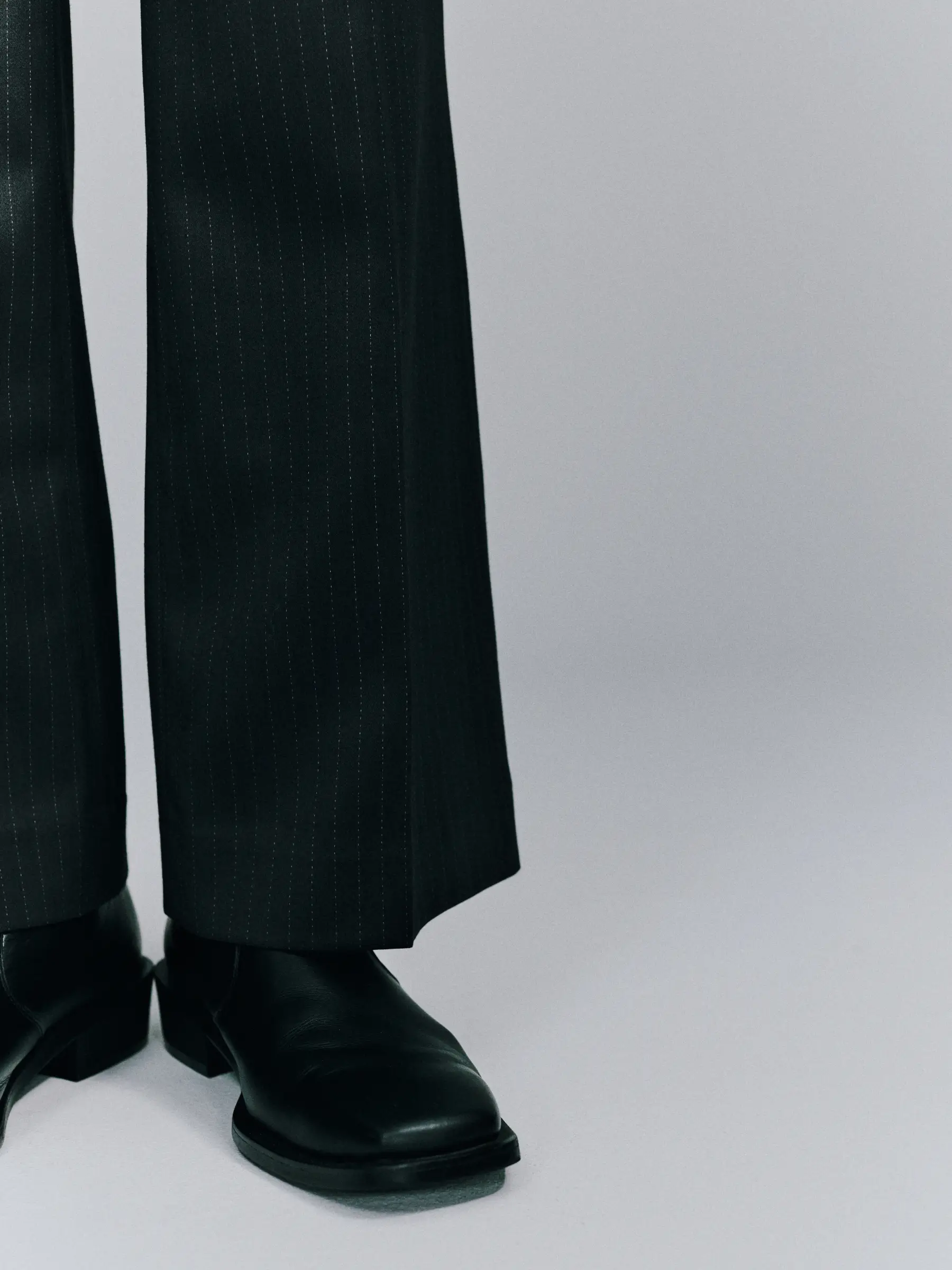 Look.02 FORMAL / GREY